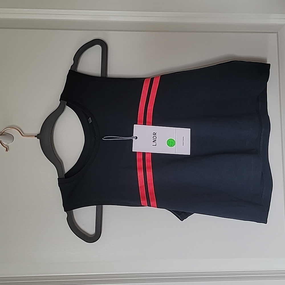 LNDR Athletic Orbit Crop